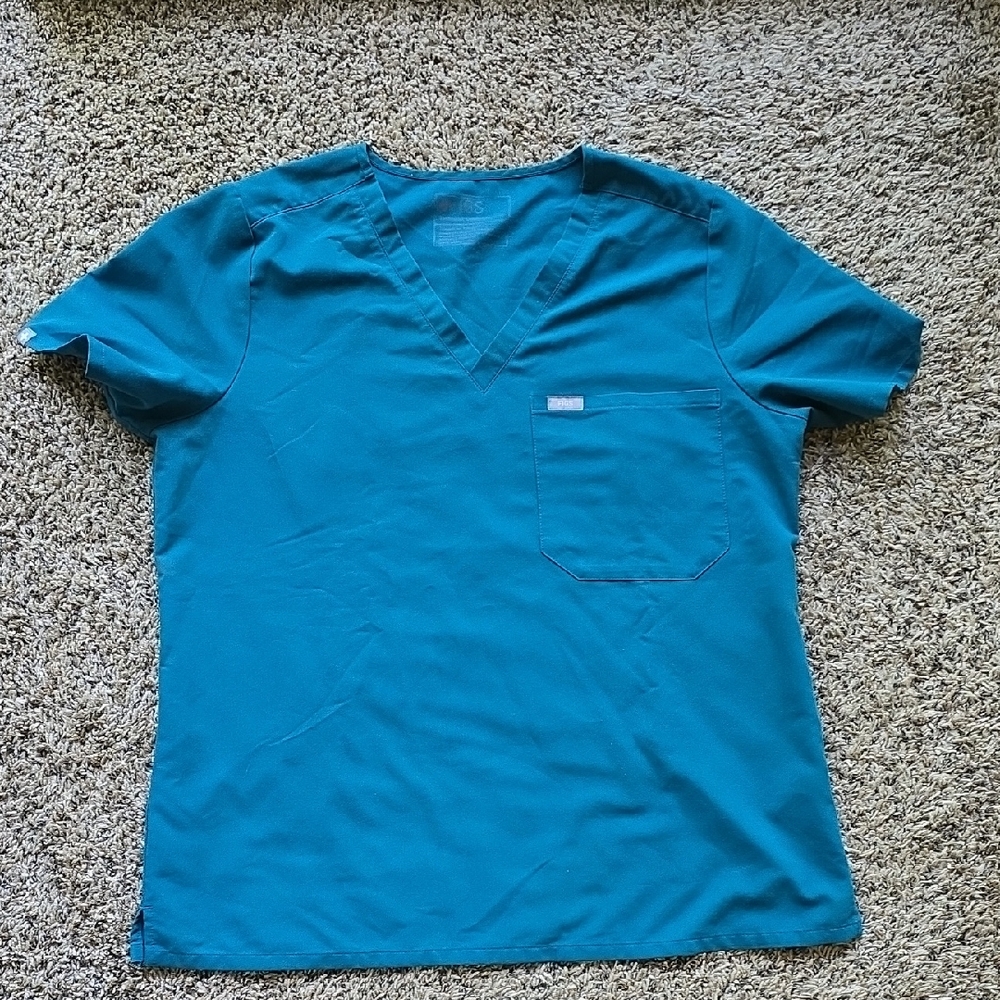 Figs One Pocket Scrub Top